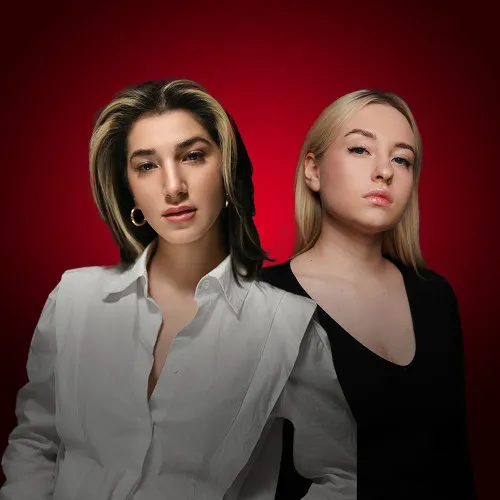 Найка Казиева и Вика Македонская